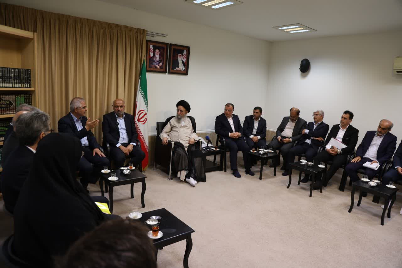 دیدار نماینده ولی فقیه گلستان با وزیر تعاون / توسعه اشتغال در گلستان اولویت دولت چهاردهم باشد